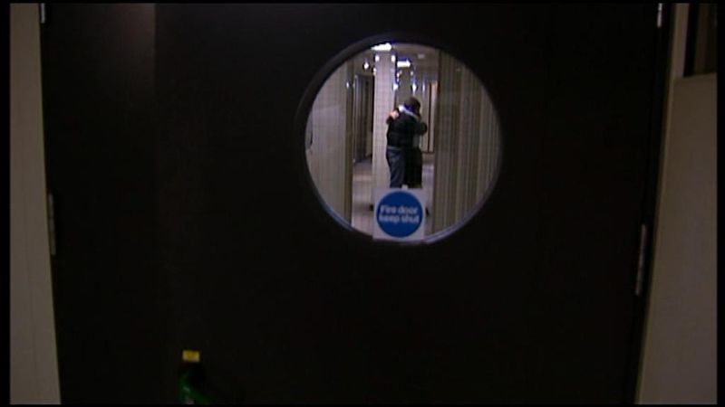File:1x04 LeeandDawn.JPG